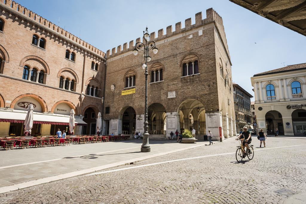 Myplace Piazza Dei Signori Apartments Treviso Eksteriør billede